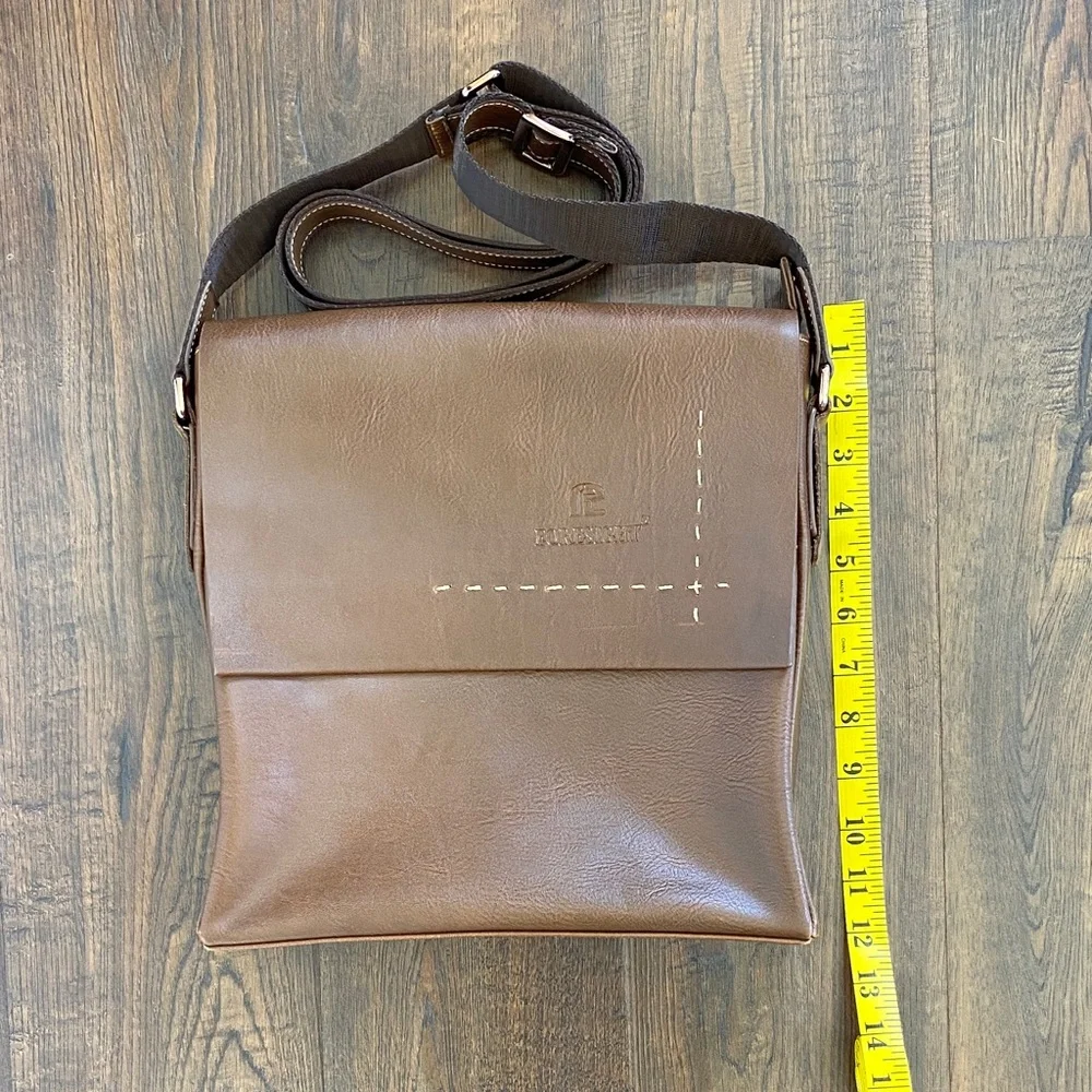 NWOT Vintage Foresight Brown Leather Postal Messenger Magnetic Closure Bag